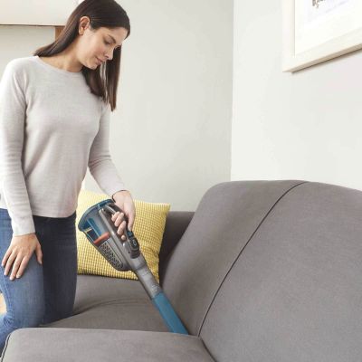 Black and Decker 12V 24Wh Lithium-Ion Cordless Dustbuster           